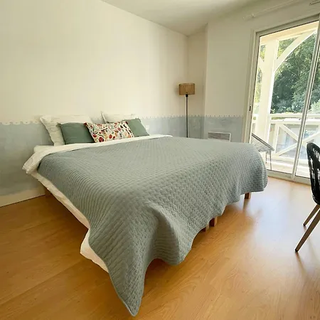 Contemporary With Heated Pool In Le Moulleau Arcachon