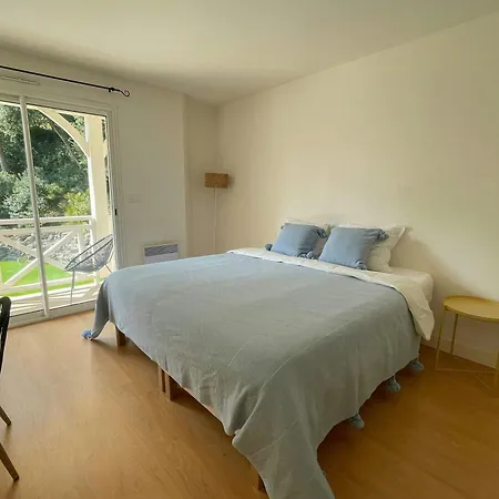 Contemporary With Heated Pool In Le Moulleau Feriehus