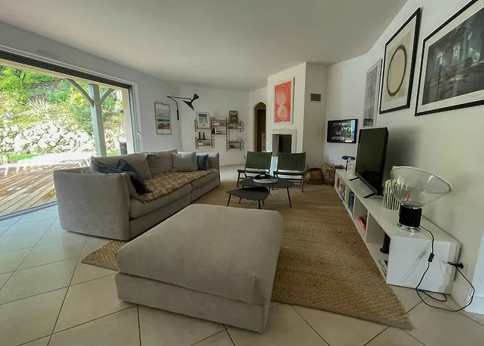 Contemporary With Heated Pool In Le Moulleau * Arcachon